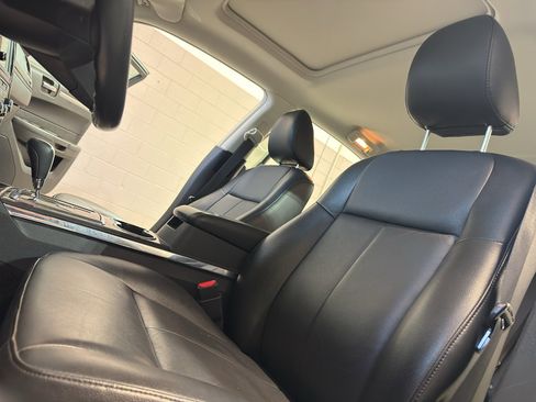 Used 2009 Chrysler 300 Touring RWD image 14