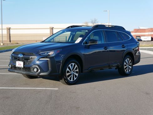 Certified 2025 Subaru Outback Premium image 36