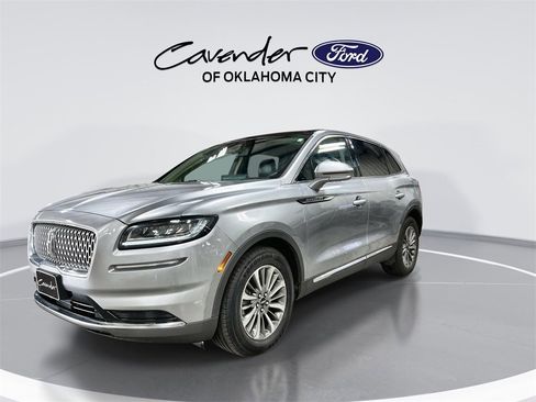 Used 2021 Lincoln Nautilus Reserve image 4