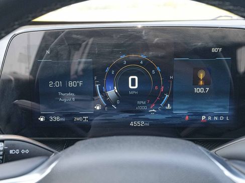 Used 2026 Chevrolet Equinox LT AWD/4WD image 37