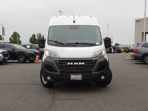 Used 2025 RAM ProMaster 3500 w/ Convenience Group FWD image 2