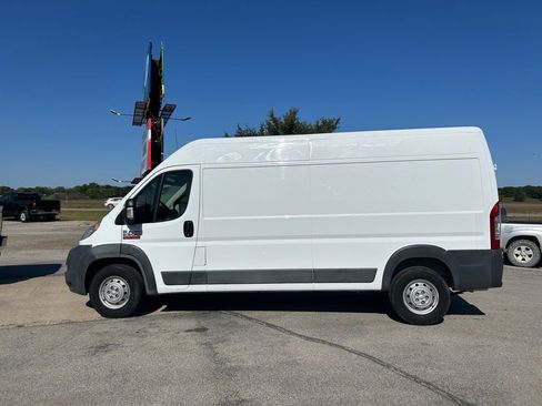 Used 2017 RAM ProMaster 2500 w/ Mopar Trailer Tow Group image 8