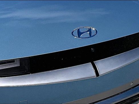 Used 2023 Hyundai Ioniq 5 Limited w/ Cargo Package image 35