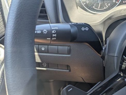 Used 2023 Nissan Rogue SV image 26