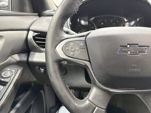 Used 2023 Chevrolet Traverse LT FWD image 20