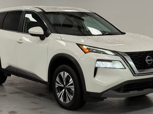 Used 2023 Nissan Rogue SV AWD/4WD image 6