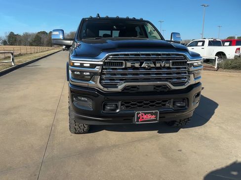 Used 2025 RAM 2500 Limited image 2