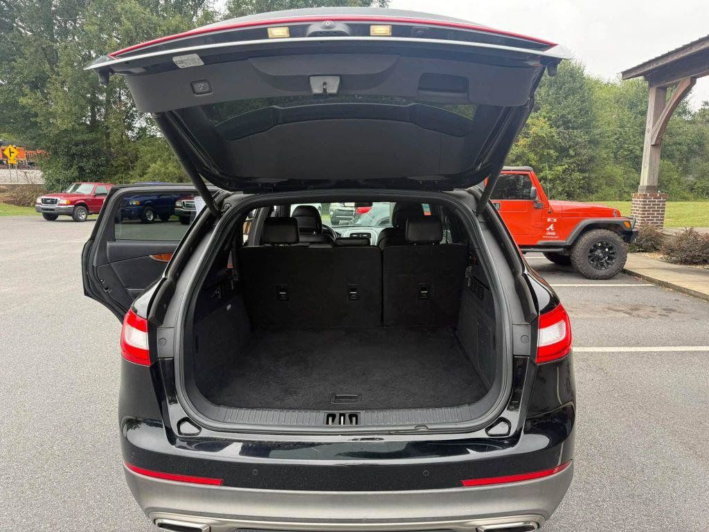 Used 2016 Lincoln MKX Reserve AWD/4WD image 8