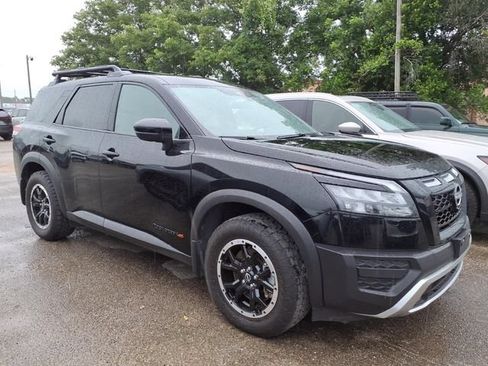 Used 2024 Nissan Pathfinder Rock Creek AWD/4WD image 8