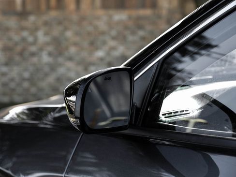 Used 2022 Jeep Compass Limited image 53