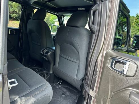 Used 2025 Jeep Wrangler Unlimited Sport AWD/4WD image 50
