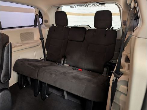 Used 2014 Dodge Grand Caravan American Value Package w/ UConnect Hands-Free Group image 15