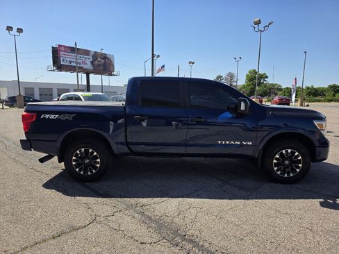 Used 2018 Nissan Titan PRO-4X w/ Pro-4x Convenience Package AWD/4WD image 4