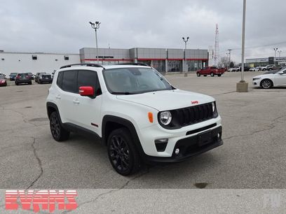Used 2023 Jeep Renegade Latitude w/ Sun/Sound Group