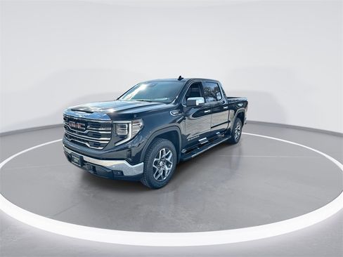 New 2026 GMC Sierra 1500 SLT image 4