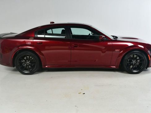 Used 2022 Dodge Charger Scat Pack image 4