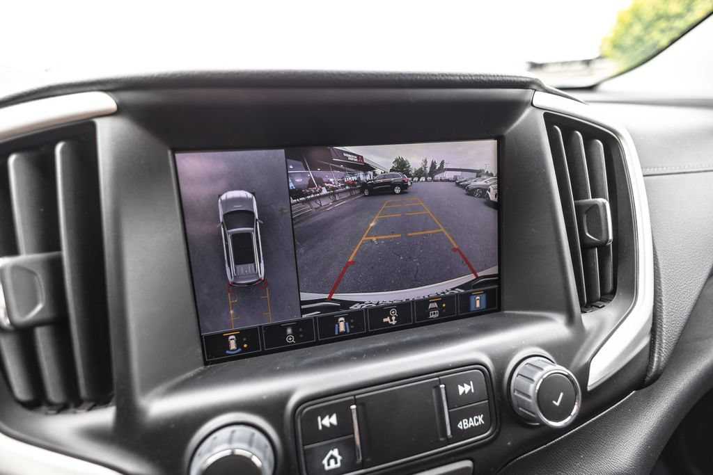 Used 2024 GMC Terrain SLT w/ Tech Package AWD/4WD image 14
