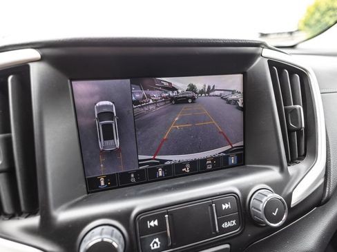 Used 2024 GMC Terrain SLT w/ Tech Package AWD/4WD image 14