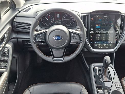Used 2024 Subaru Crosstrek 2.5i Limited image 10