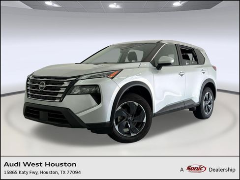 Used 2024 Nissan Rogue SV AWD/4WD image 1
