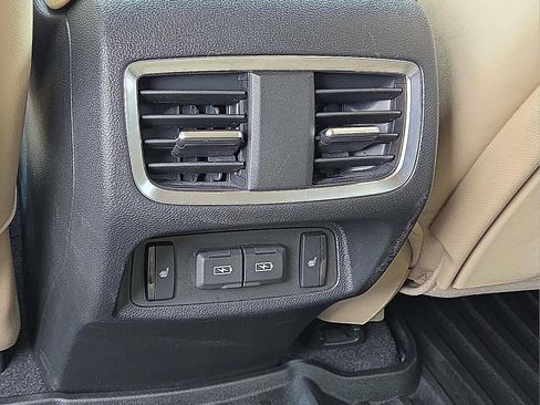 Used 2021 Acura RDX FWD w/ Advance Package image 11