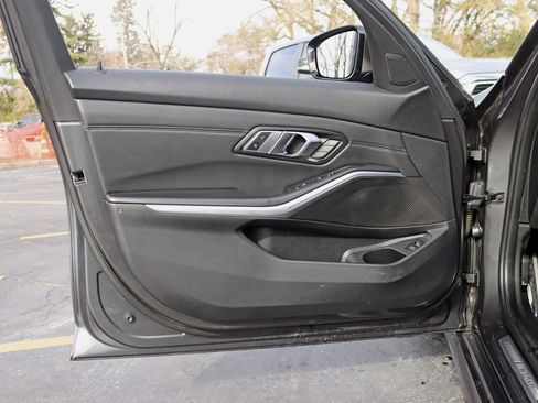 Used 2020 BMW M340i xDrive w/ Premium Package image 38