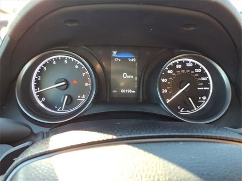 Used 2023 Toyota Camry SE image 17