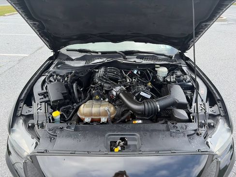 Used 2015 Ford Mustang Coupe w/ Equipment Group 051A RWD image 26