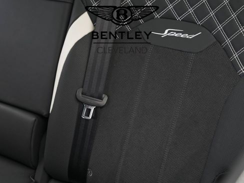 Used 2023 Bentley Bentayga Speed image 31