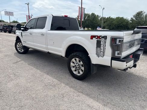 Used 2018 Ford F350 Platinum w/ Platinum Ultimate Package AWD/4WD image 29