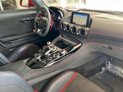 Used 2017 Mercedes-Benz AMG GT S image 24
