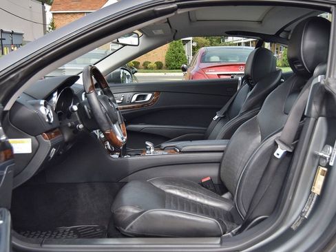 Used 2013 Mercedes-Benz SL 550 image 21