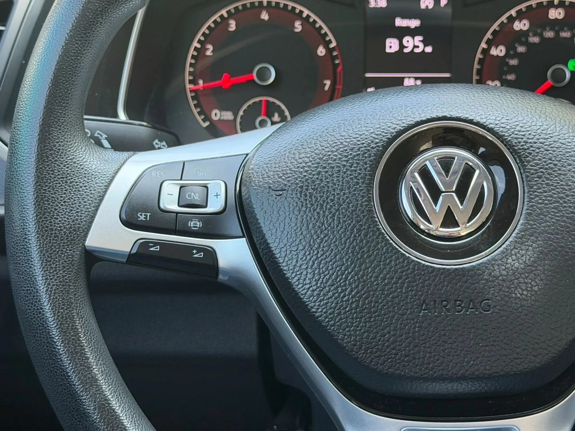 Used 2019 Volkswagen Jetta S w/ Driver Assistance Package FWD image 23