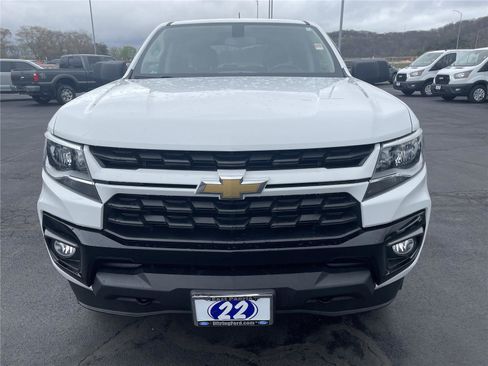 Used 2022 Chevrolet Colorado W/T w/ Custom Special Edition AWD/4WD image 10