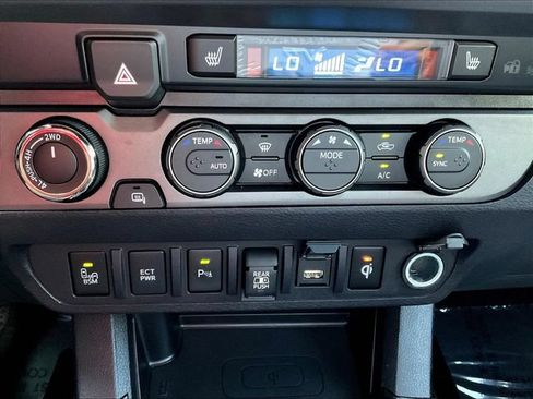 Used 2021 Toyota Tacoma TRD Pro AWD/4WD image 18