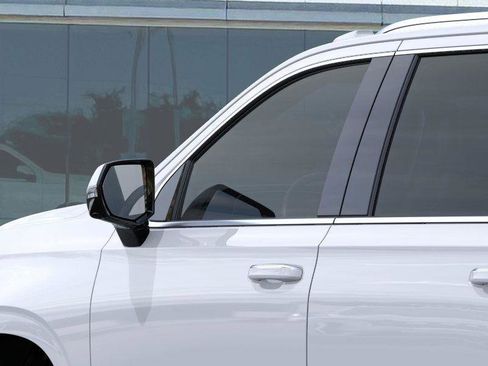 New 2026 Cadillac Escalade ESV RWD w/ LPO, Floor Liner Package image 13