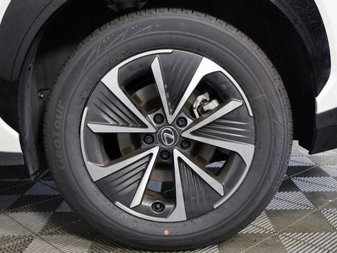 Used 2024 Lexus RZ 300e Premium w/ Accessory Package (Z1) image 15