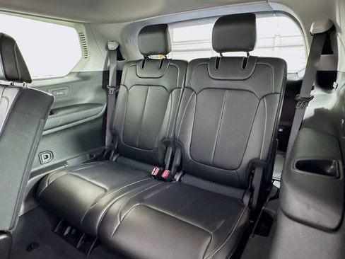 Used 2023 Jeep Grand Cherokee L Limited image 13