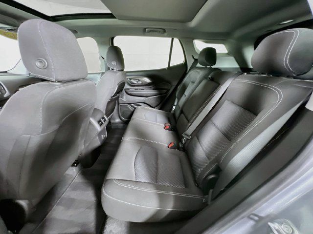 Used 2023 GMC Terrain SLE w/ Driver Convenience Package FWD image 23