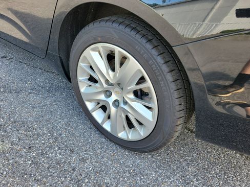 Used 2019 Chevrolet Impala LS FWD image 27