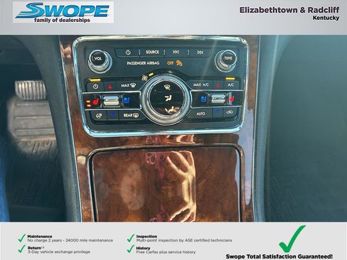 Used 2017 Lincoln Continental Reserve w/ Technology Package image 18