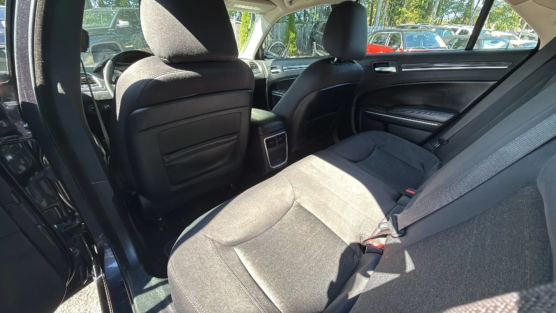 Used 2019 Chrysler 300 Touring w/ Sport Appearance Package RWD image 18