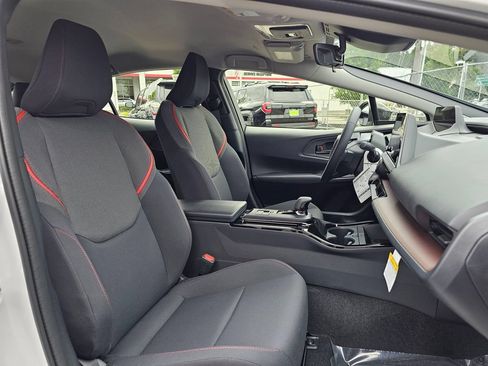 New 2026 Toyota Prius Plug-In Hybrid FWD image 10