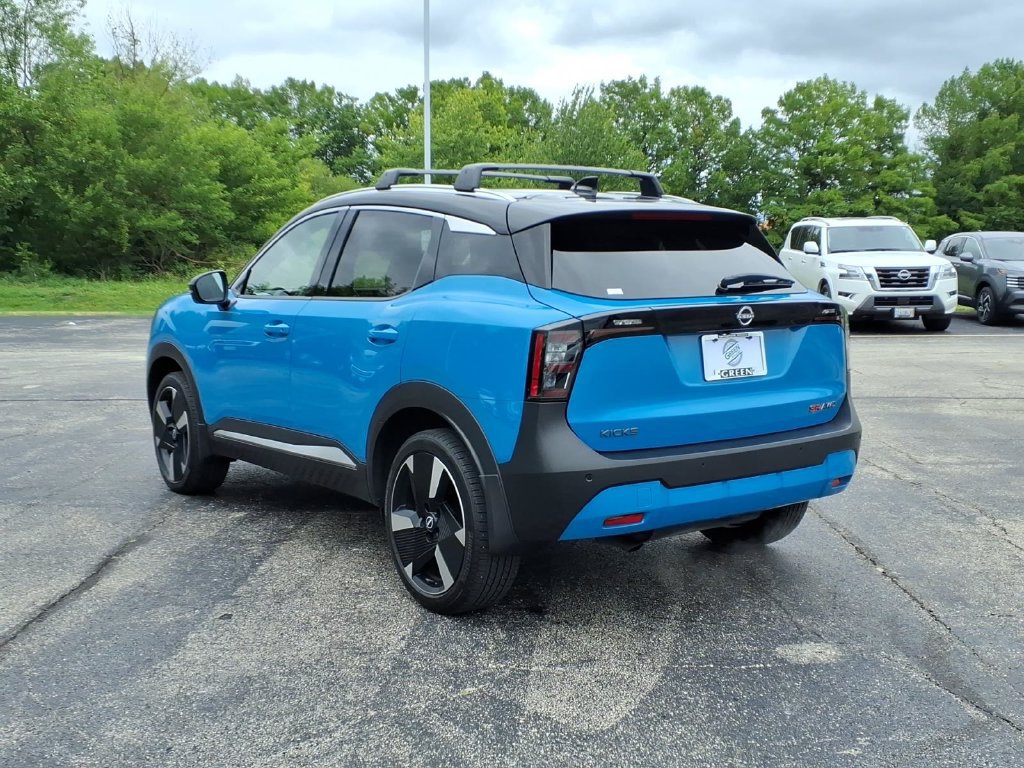 Used 2025 Nissan Kicks SR w/ Illumination Package AWD/4WD image 7
