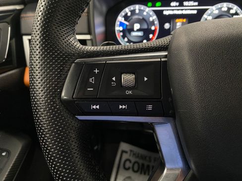 Used 2024 Mitsubishi Outlander SEL AWD/4WD image 15