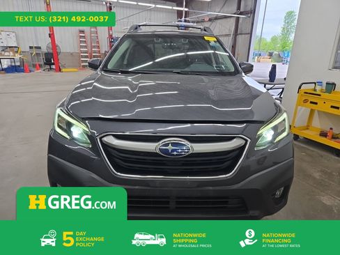 Used 2020 Subaru Outback Premium AWD/4WD image 1
