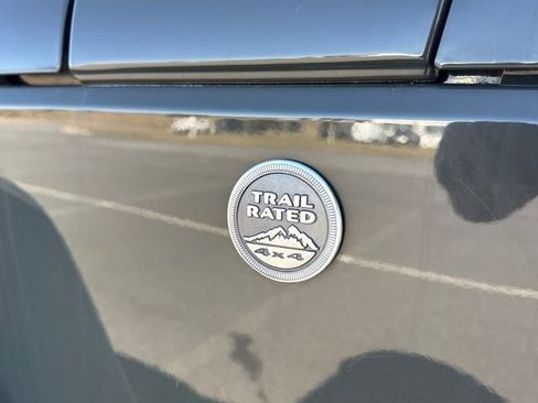 Used 2015 Jeep Wrangler Sport image 17