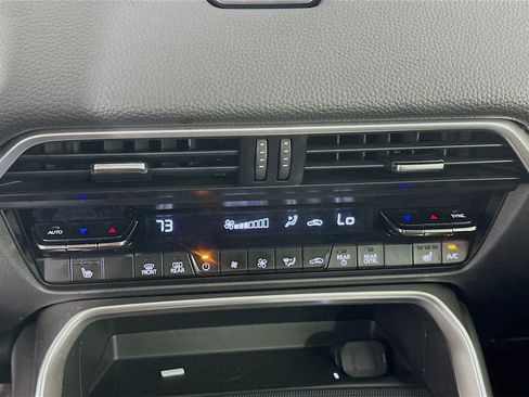 Used 2025 MAZDA CX-90 3.3 Turbo w/ Preferred Package AWD/4WD image 24