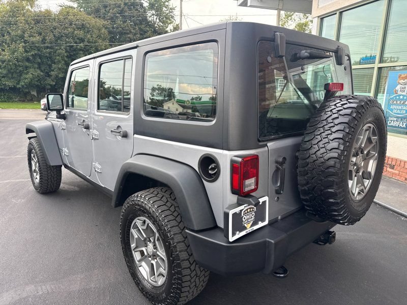 Used 2016 Jeep Wrangler Unlimited Sport w/ Connectivity Group AWD/4WD image 7