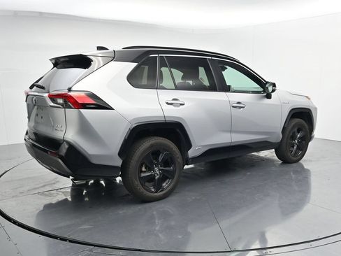 Used 2019 Toyota RAV4 XSE w/ XSE Weather Package AWD/4WD image 8